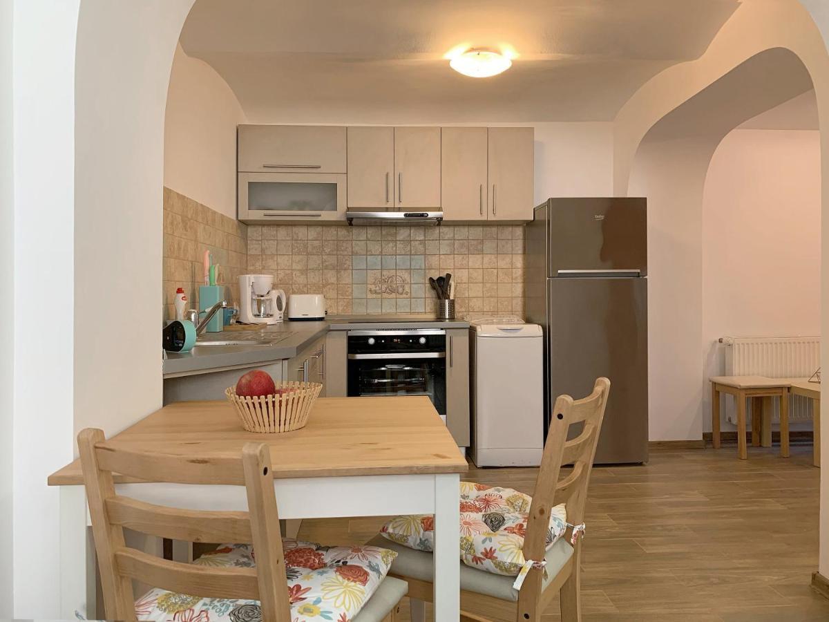 ブラショフCasa Carolアパートメント エクステリア 写真